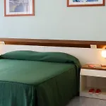 Italie Et Suisse 3* סטרסה
