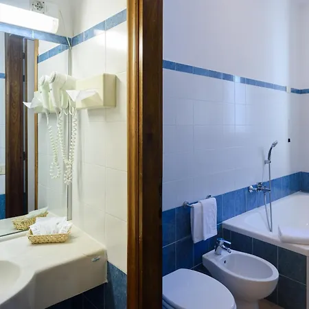 Italie Et Suisse ستريزا