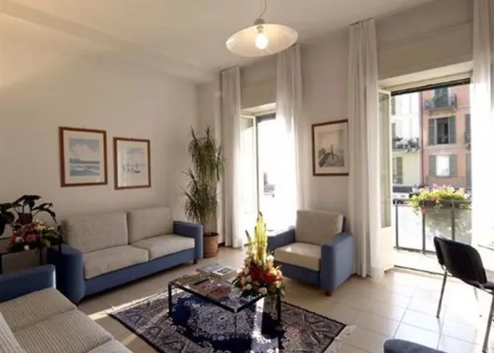 Italie Et Suisse 호텔 스트레사