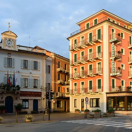 Отель Italie Et Suisse